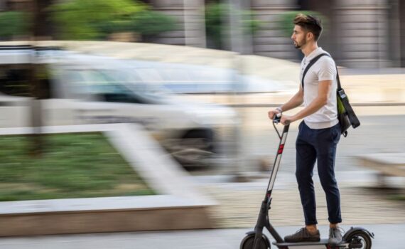 Xiaomi Mi Electric Scooter Pro 2: A városi közlekedés új bajnoka